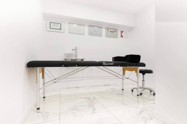 Maderoterapia en Barcelona, uno de los servicios más solicitados de Bonjour Madame por todos sus beneficios