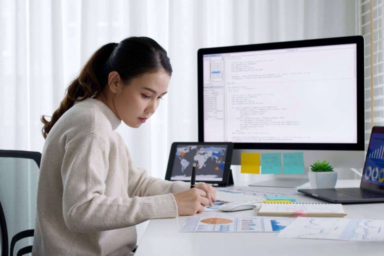 Eskeel ofrece el Programa Internacional de Actualización Profesional