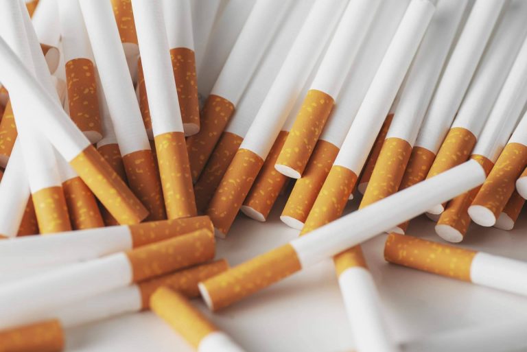 A la venta el libro Libre de Tabaco 2 edición, un programa con el que más de 8.000 fumadores han conseguido dejar de fumar
