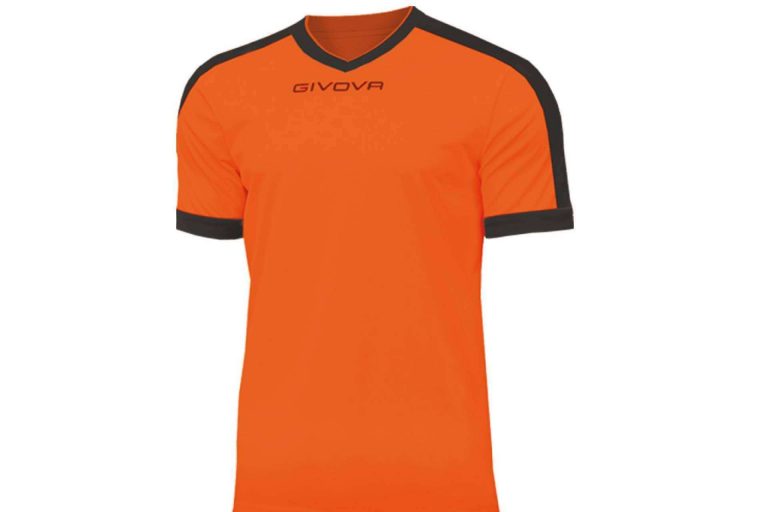Deportes con Estilo proporciona equipaciones de fútbol
