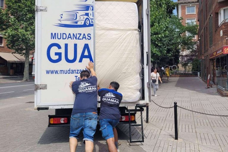 Razones por las que contar con una empresa de desmontaje de muebles para una mudanza, con Mudanzas Guaman e Hijos