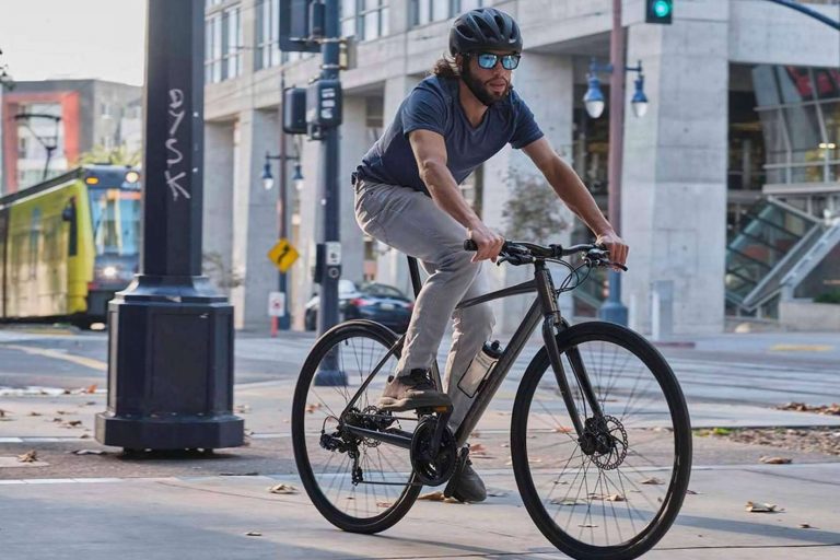 Sanferbike dispone de distintos tipos de bicicletas eléctricas urbanas e híbridas