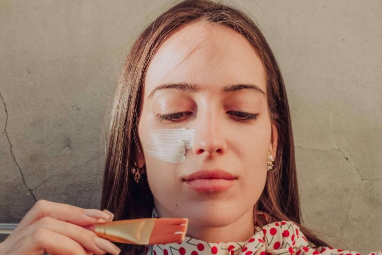 Combatir las manchas de la piel y conseguir un tono de piel uniforme con la Mascarilla Despigmentante F-Mask Dspigment