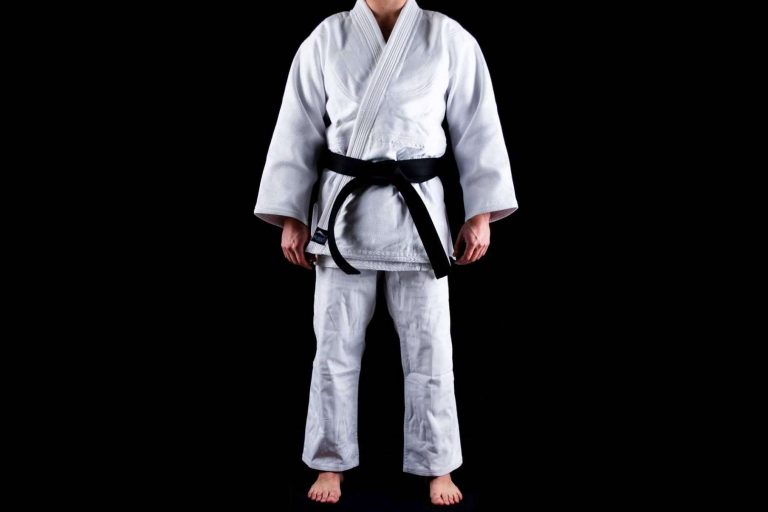 Katanamart ofrece un amplio catálogo de uniformes de artes marciales