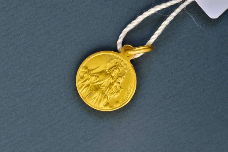 El Rubí Joyeros y su oferta de medallas de oro