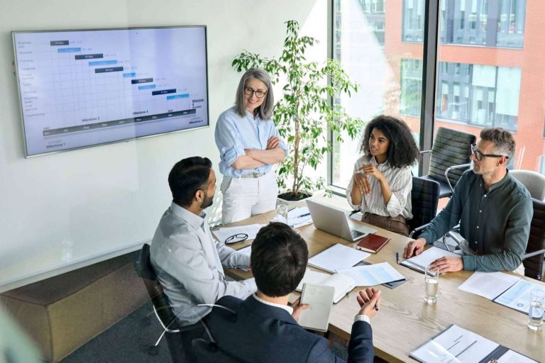 Todas las ventajas que ofrece la presencia de un experto en automatizaciones en una empresa, por Israel Huerta