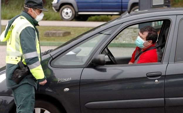 La Guardia  Civil Y Los Controles