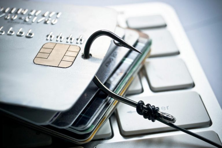 Estas son las técnicas de ciberdelincuentes para robar tus datos de la tarjeta