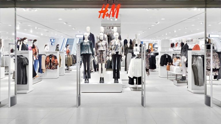 Foulard de H&M: un esencial que cuesta menos de 10 euros