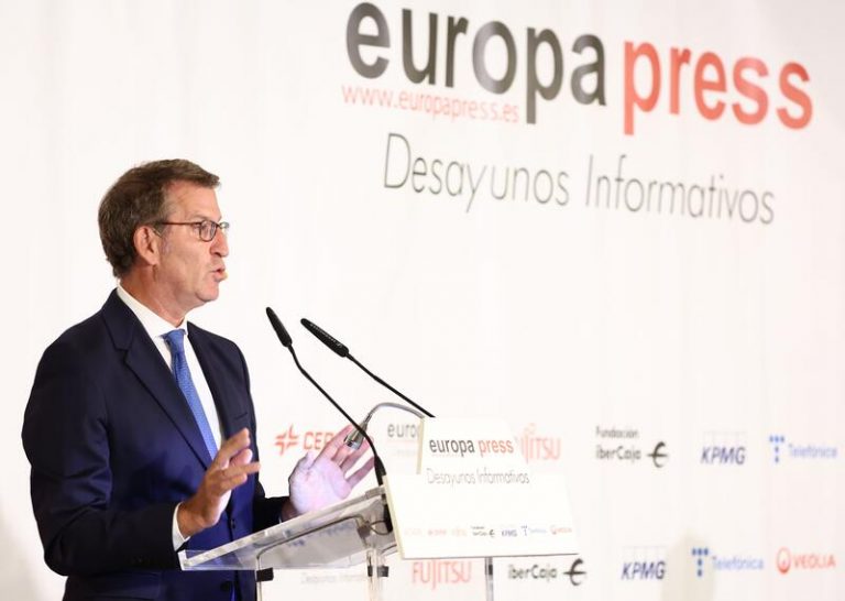 Feijóo ve a Sánchez en «una fase irremisible de deterioro»: es «el otoño del patriarca»