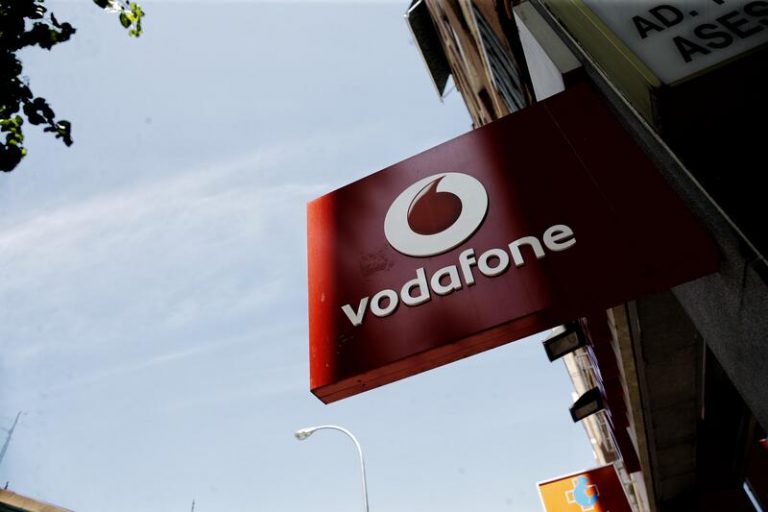 Vodafone anula una factura de 1.750 euros por llamadas a números 806 tras una reclamación de Facua