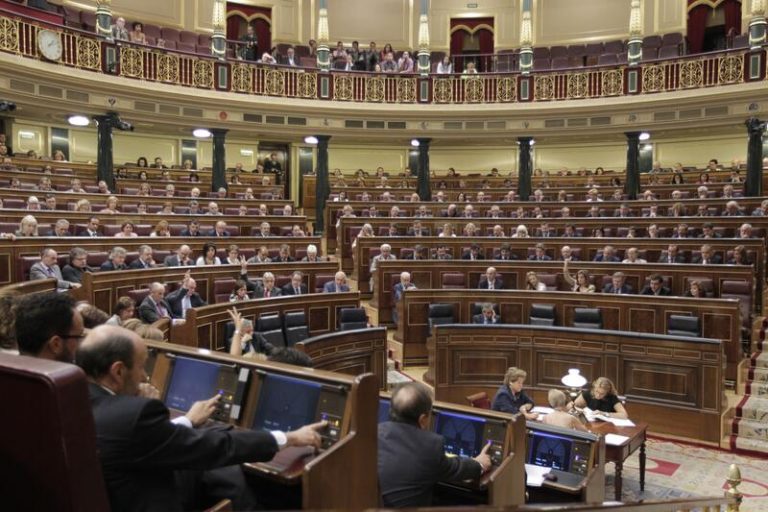 El PSOE pide «unanimidad» al Congreso para aprobar la ‘Ley Sara’, a fin de evitar negligencias en cirugías estéticas