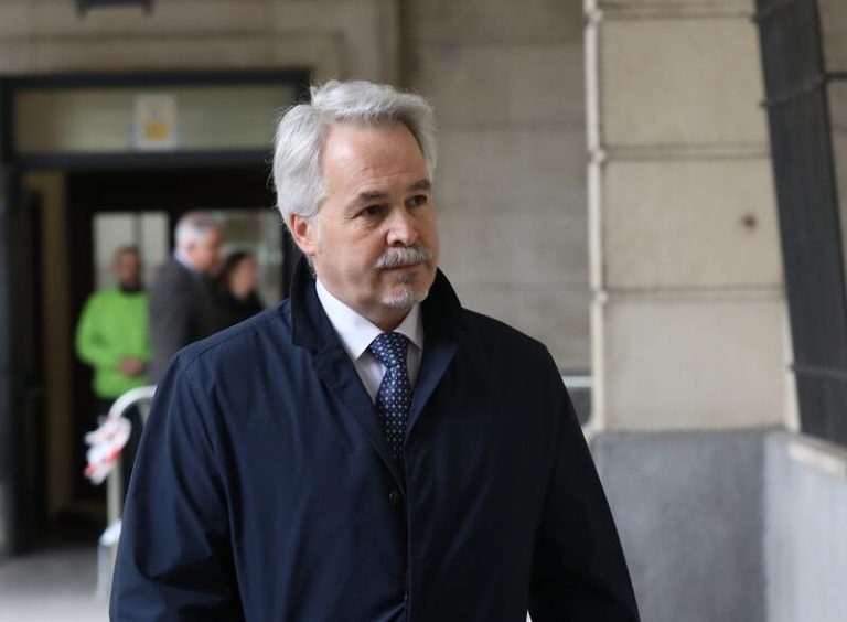 Una de las defensas de los ERE ve «altas probabilidades» de que prosperen los eventuales recursos de amparo