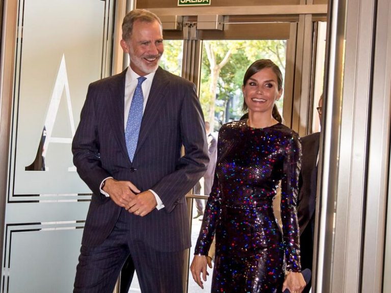 Los Reyes, Don Felipe y Doña Letizia, más cómplices que nunca en público
