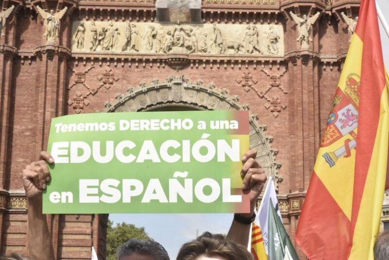 Escuela de Todos reclama que el castellano sea vehicular en Cataluña y medidas para lograrlo