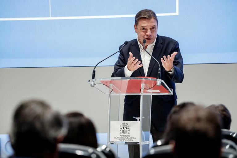 Planas dice que no hay «peligro inmediato» de falta de abastecimiento ante incertidumbre por la guerra