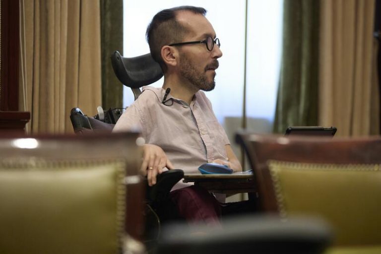 Podemos valora que el PSOE se abra al impuesto a grande fortunas y vuelve a reclamar el tope a la subida de hipotecas