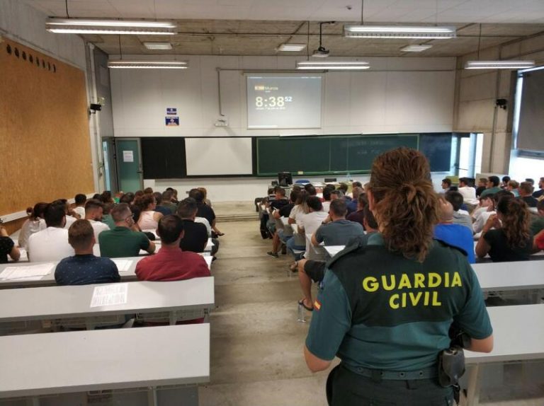 Casi 26.000 opositores optan a 1.671 plazas de la Guardia Civil con récord de mujeres y 23% universitarios