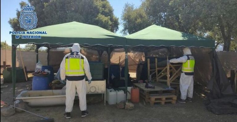 Desmantelan el primer laboratorio de cocaína instalado en España con una estructura similar a los de Sudamérica