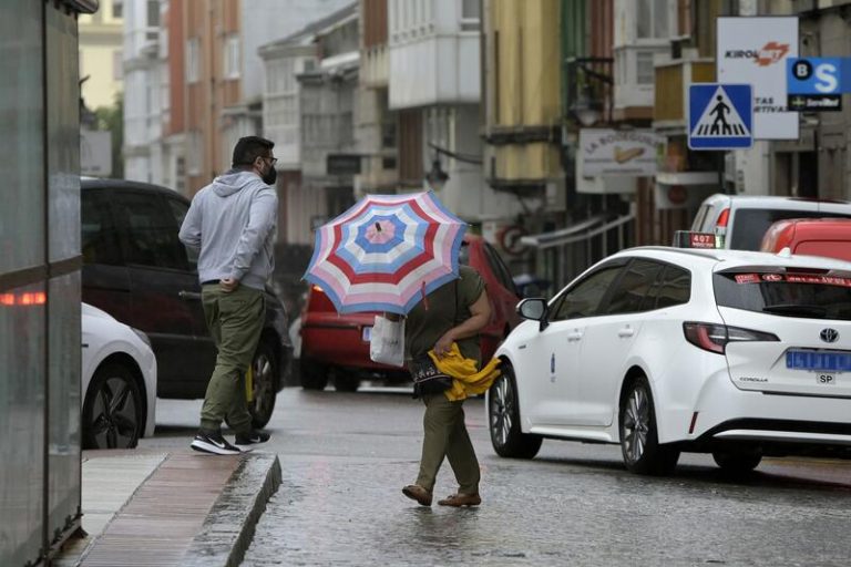 Hoy, las lluvias y tormentas pondrán en riesgo a Canarias, Baleares y la Comunidad Valenciana