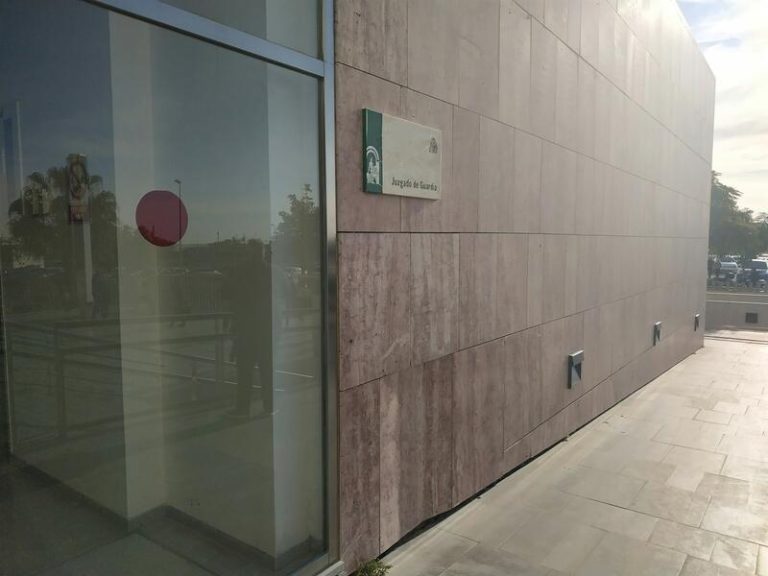 Prisión para el detenido por estrangular y enterrar a su mujer desaparecida en marzo