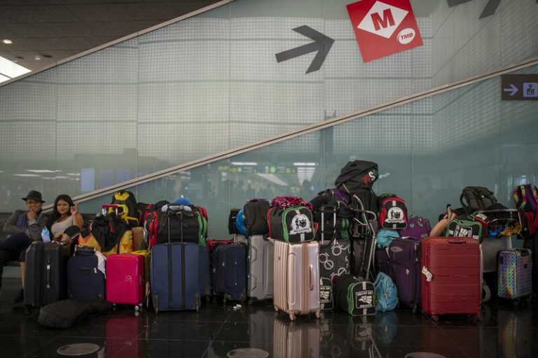 Ocho millones de pasajeros tendrían derecho a indemnización por retrasos y cancelaciones en sus vuelos