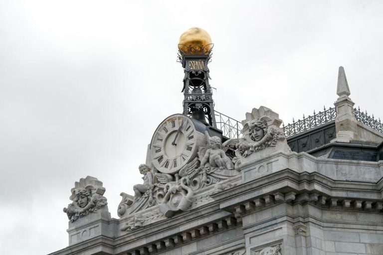 Los depósitos de hogares y empresas españoles suben en agosto un 5,9% interanual