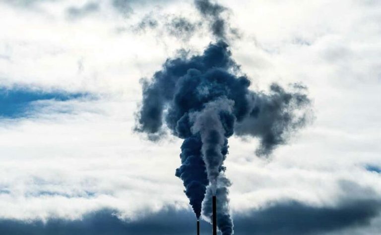Las emisiones de CO2 sujetas a mercados de carbono crecieron un 3% en 2021