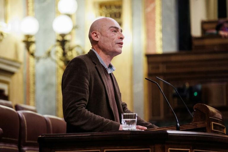 UP pide una reforma constitucional limitada a recuperar el derecho civil valenciano y suprimir el término ‘disminuido’