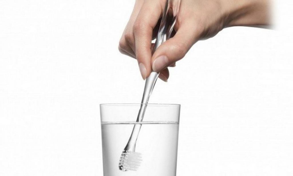 ¿Cuál es la historia del cepillo de dientes?