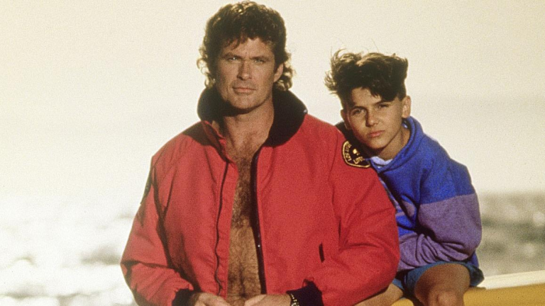 De “hijo” de David Hasselhoff a presidiario. Así está Hobie, de Los vigilantes de la playa