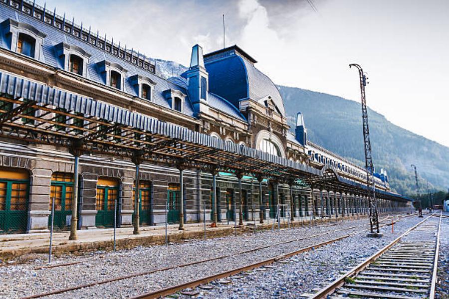 Estaciones de España más bonitas: Canfranc en Huesca