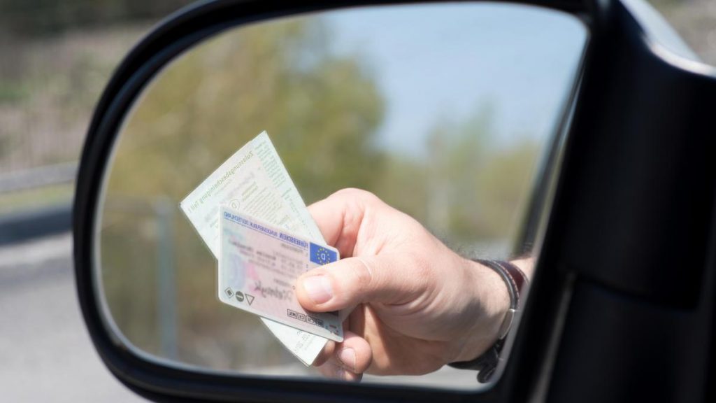 ¿Cuáles Son Los Requisitos Exigidos Para Tramitar Un Permiso Internacional Para Manejar En La Dgt?
