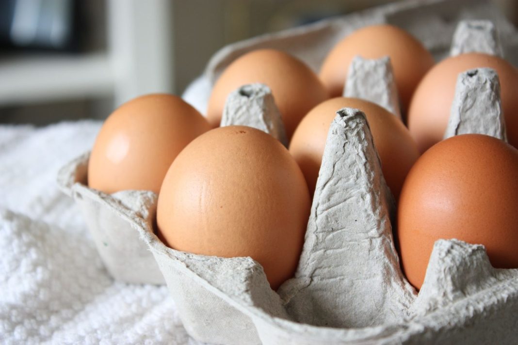 Huevos al purgatorio: la receta final para llenarte de proteínas