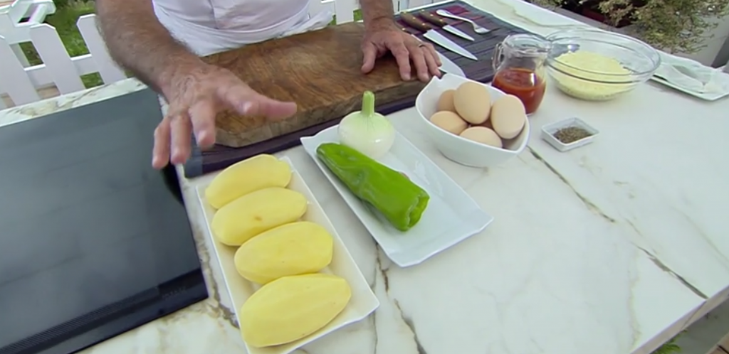 La tortilla de patatas hecha pizza de Arguiñano que ha batido récords 32 La tortilla de patatas hecha pizza de Arguiñano que ha batido récords