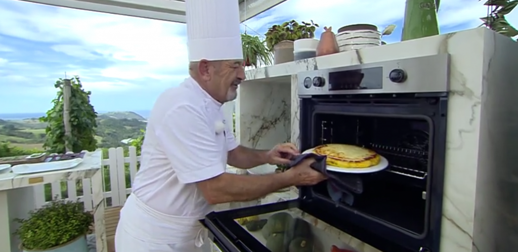 La tortilla de patatas hecha pizza de Arguiñano que ha batido récords 39 La tortilla de patatas hecha pizza de Arguiñano que ha batido récords