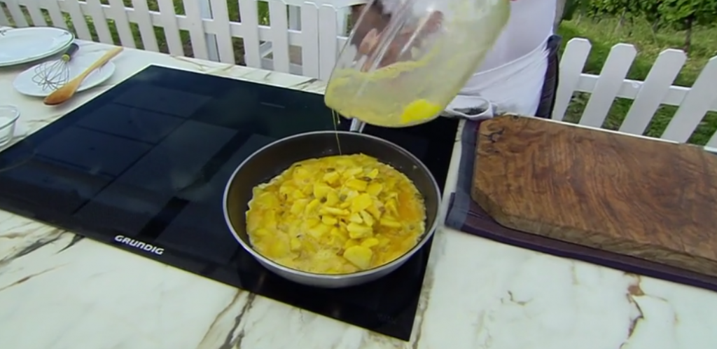 La tortilla de patatas hecha pizza de Arguiñano que ha batido récords 38 cocina