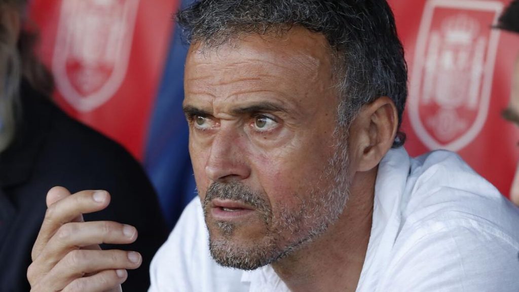 Luis Enrique Se Las Quiere Jugar Todas