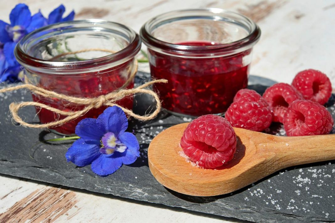 Mermeladas caseras rápidas y saludables que harás en solo 2 minutos