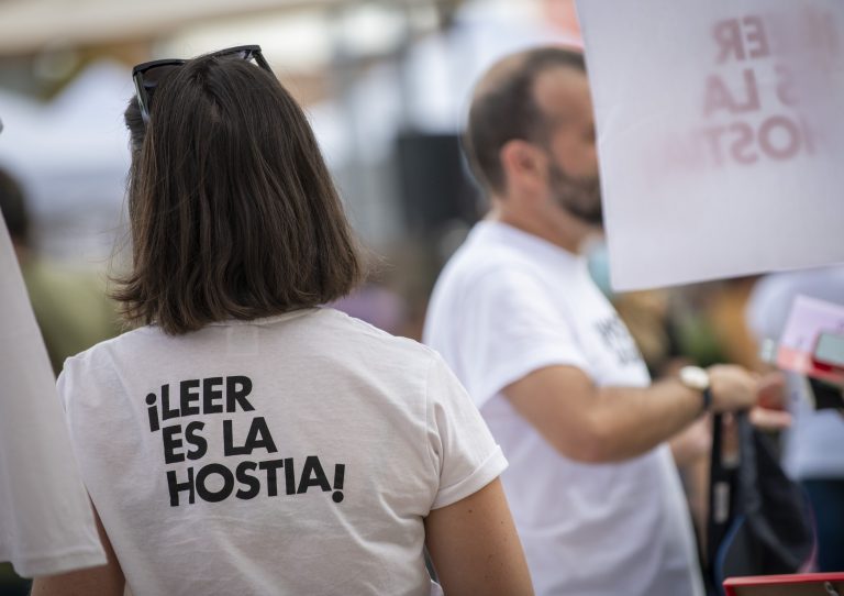 La mayor feria del libro independiente ‘¡Hostia un libro!’ vuelve a Quadernillos