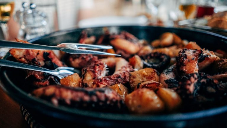 Pulpo con chimichurri la receta más curiosa para olvidarte del pulpo a la gallega