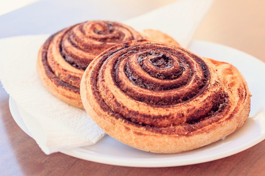 Rulos De Canela: Así Los Puedes Preparar Sin Encender El Horno