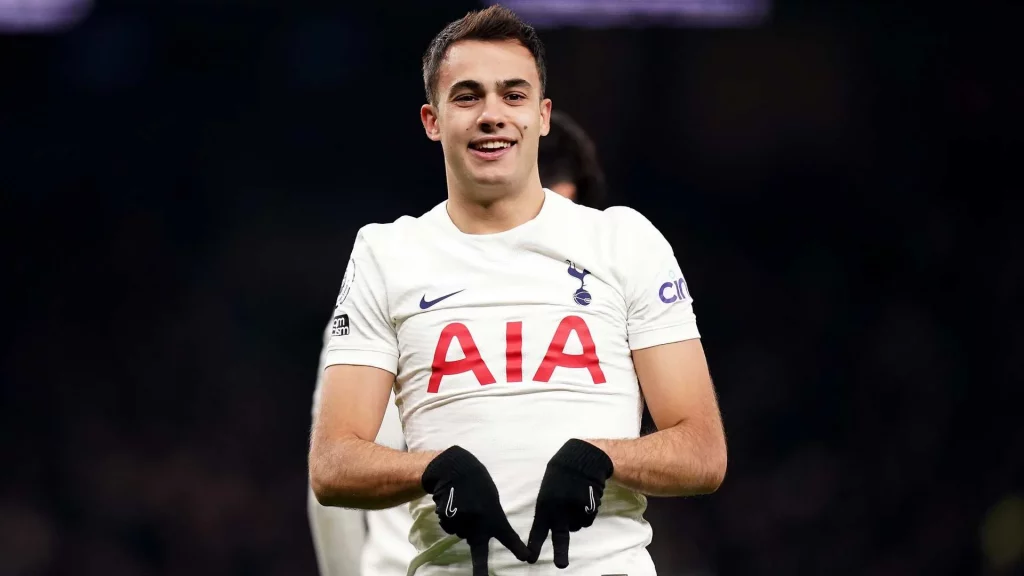 Pellegrini Quiere A Un Ex Del Sevilla Fc En El Betis: Traición Histórica 1 Sergio Reguilon