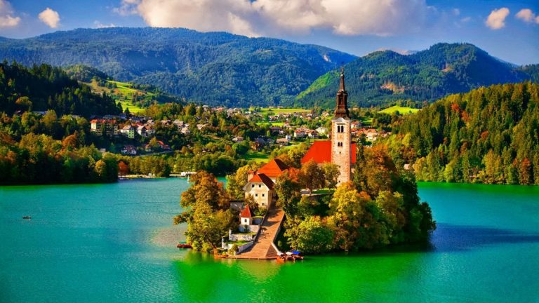 Estos son los países más baratos para viajar sin salir de Europa