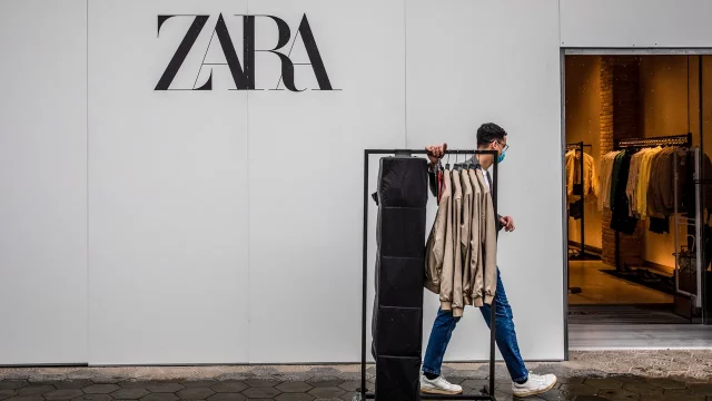 Zara: la chaqueta por 29,95 euros para pisar con estilo