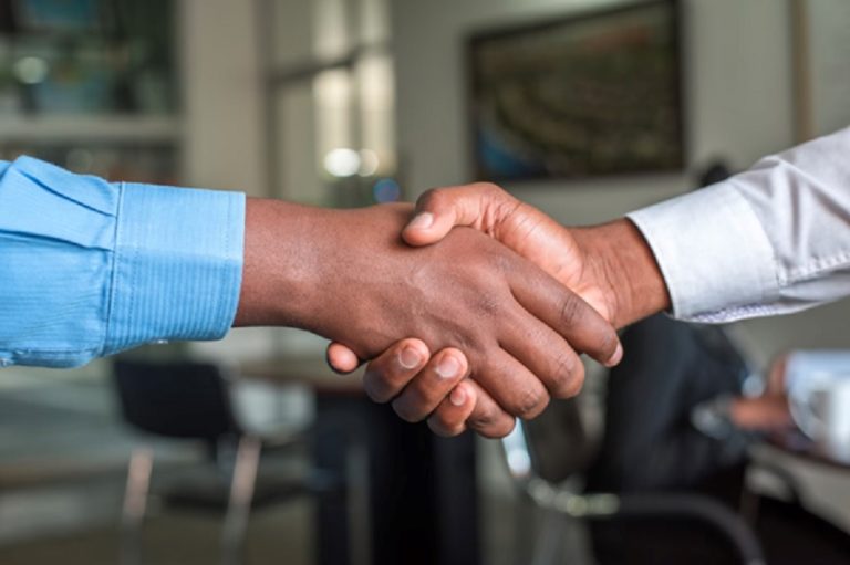 Hay asesores que salvaguardan los intereses de las contrataciones públicas