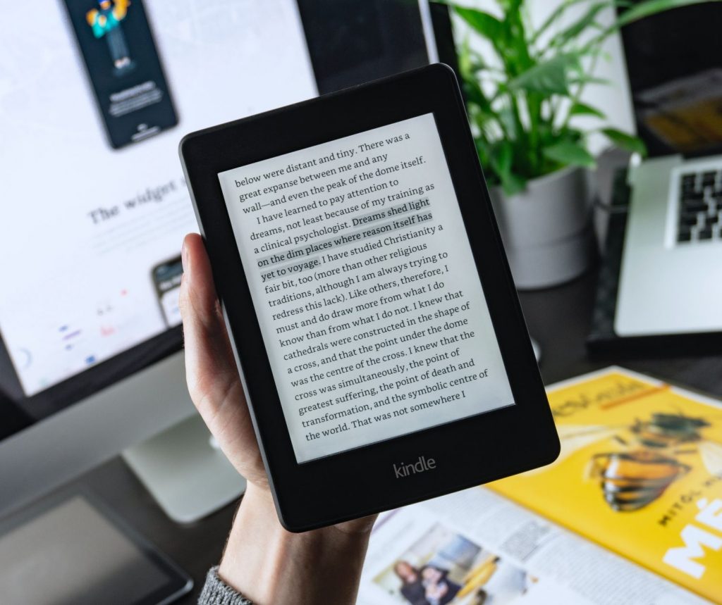 Amazon Kindle: Así Es El Nuevo Lector De Ebooks Y Cuánto Vale