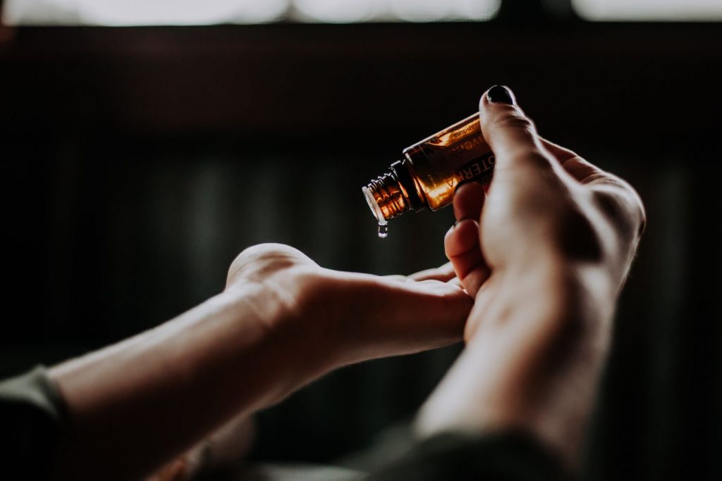 El Motivo Por El Que El Perfume Huele Distinto En Tu Piel