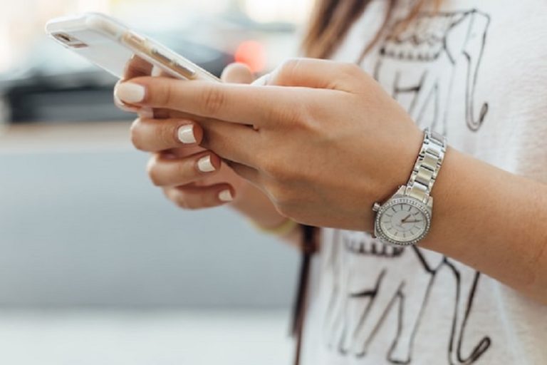 La digitalización cambia la forma de establecerse socialmente