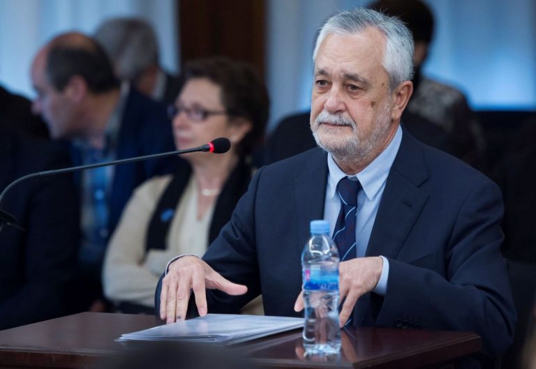 Griñán ingresará en prisión cuando lo decida la Audiencia de Sevilla y Prisiones tendrá en su mano posibles beneficios